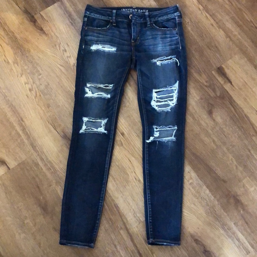 American Eagle super low destroyed jegging
